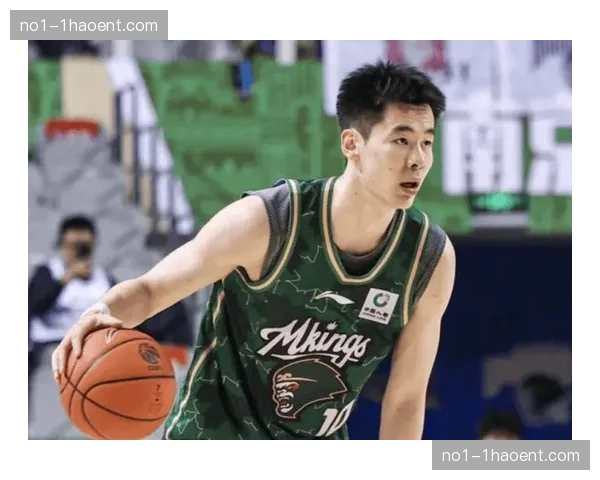 郭昊文助攻数据大幅增长,从单打手向持球大核进化